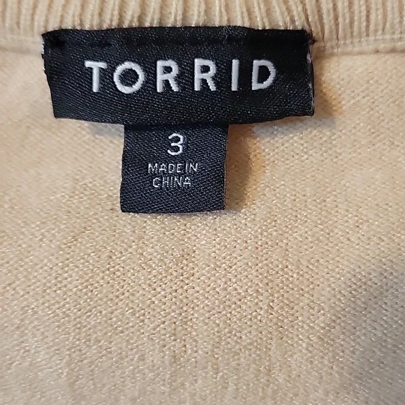 Torrid Women's Beige Button-Down Cardigan - Picture 3 of 12